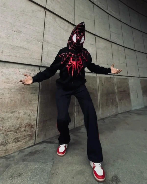 Spider Hoodie – Trendy & Comfortable Spider Graphic Hoodie for Ultimate Style - Image 2