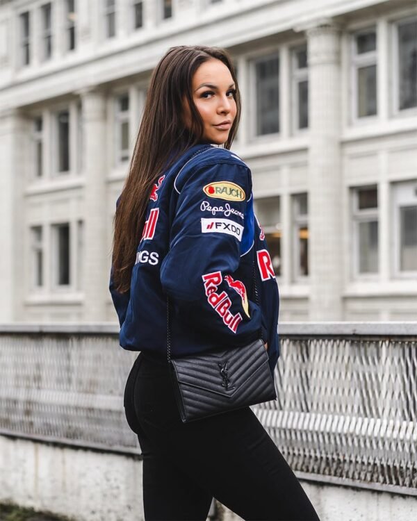 Red Bull Jacket F1 right side image