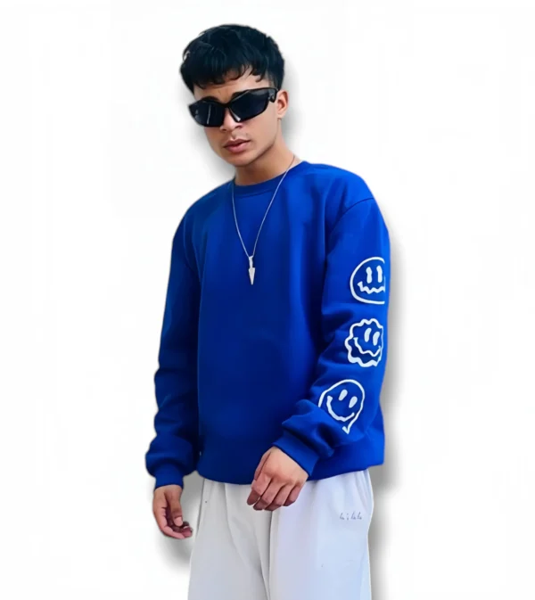 Retro Smiley Face Sweatshirt – Comfy, Soft Oversized Pullover