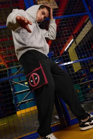 Deadpool-Inspired Men's Cargo Pants – Trendy & Comfortable