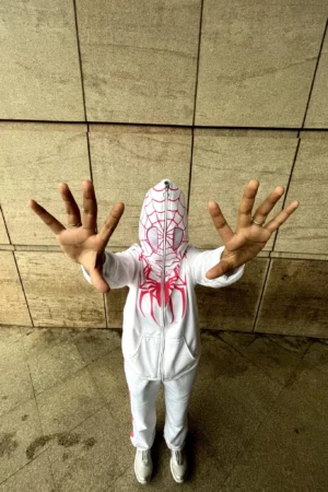 couple spiderman 2 1